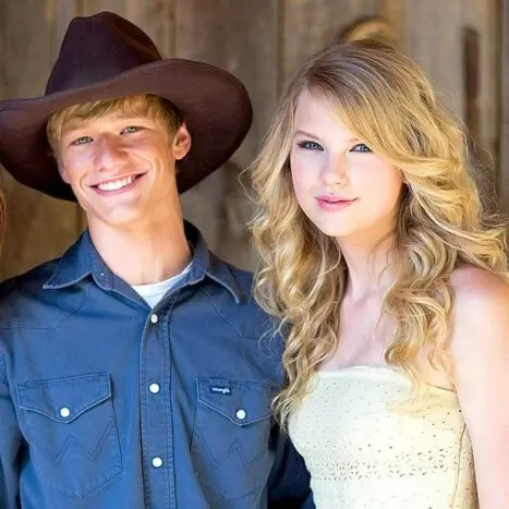 Who has been Taylor Swift's boyfriend? and dating history!