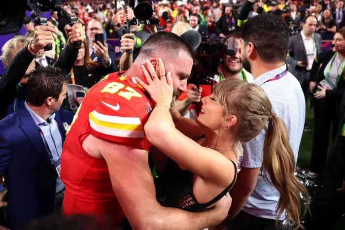 Who has been Taylor Swift's boyfriend? and dating history!