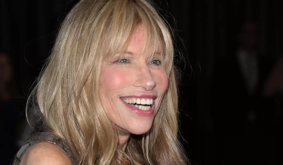 Carly Simon Net Worth: The 'You're So Vain' Singer's Fortune Revealed