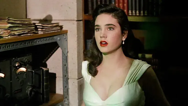 Hollywood's Greatest: Top 10 Popular Female Actresses in Film Industry