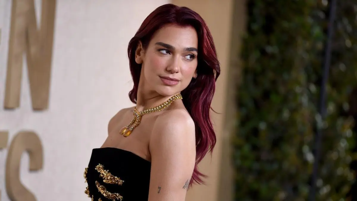 Dua Lipa Net Worth: From London Roots to Global Superstar