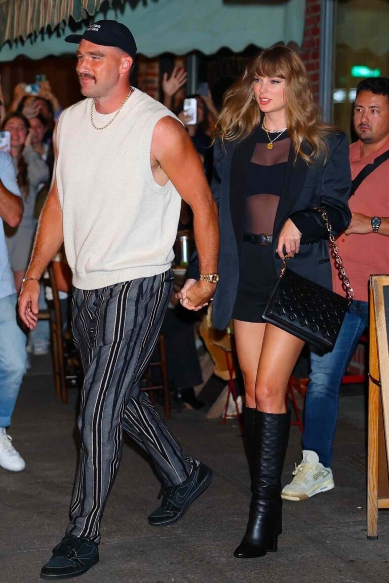 Taylor Swift and Travis Kelce Spotted Hand-in-Hand on Chic N.Y.C. Dinner Date After Chiefs Game